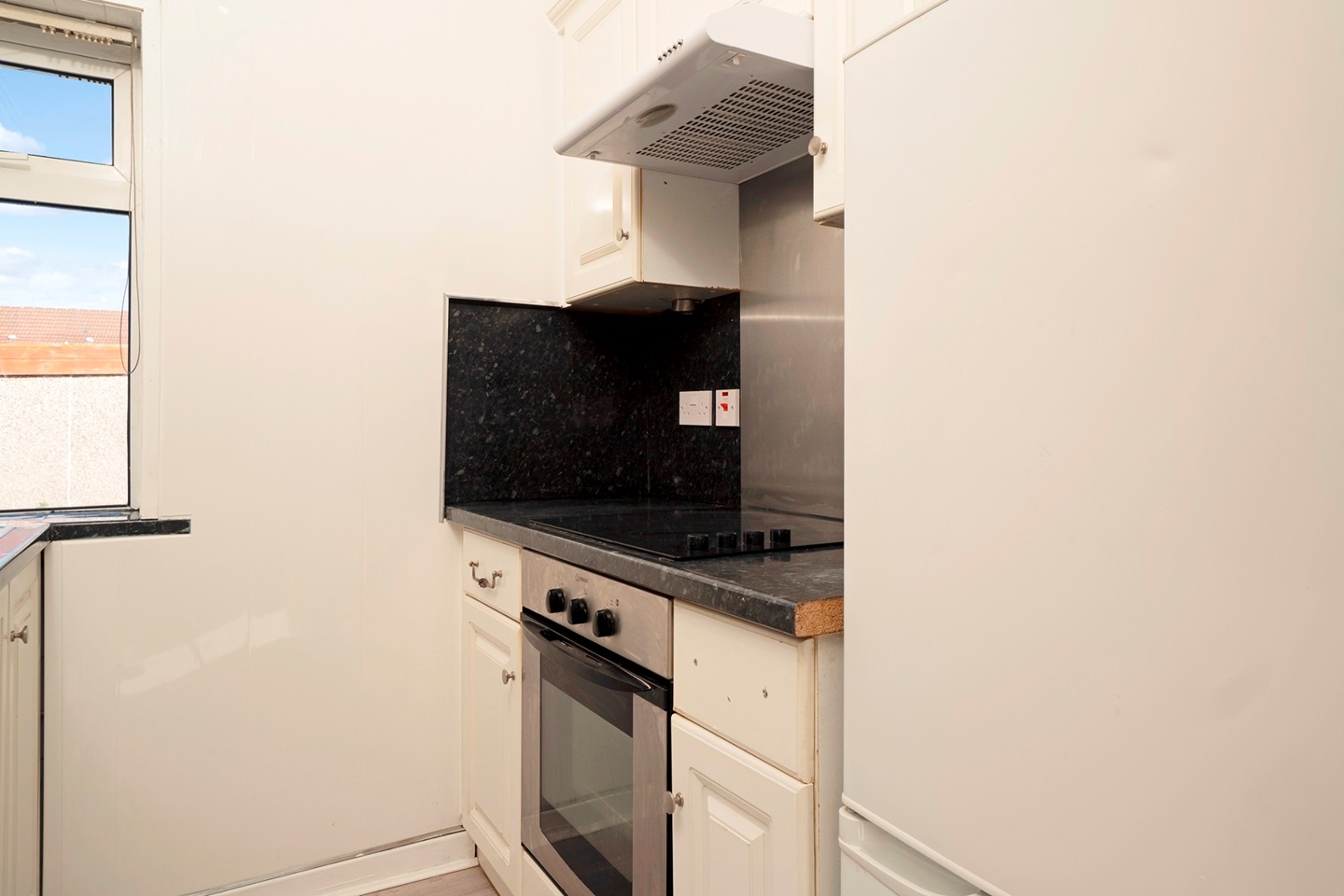 Additional image 10 of 3 Bed Flat, Burnfoot Drive, G52, N1 7GU