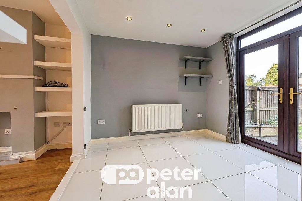 Additional image 5 of 3 bed semi-detached house to rentNash Grove, Newport NP19