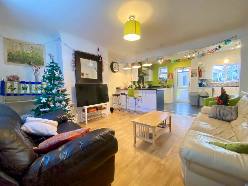 Additional image 3 of 6 bed property to rentFoxley Close, Norwich NR5