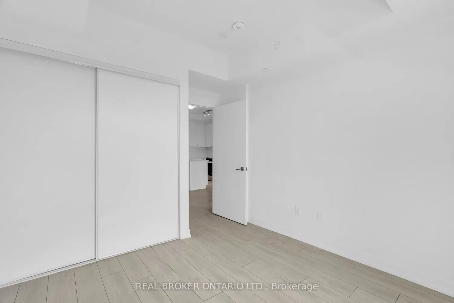 Additional image 14 of 55 Duke Street 322