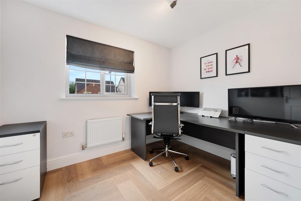 Additional image 24 of 6 bed detached house to rentAspen Drive, Scarcroft, Leeds LS14