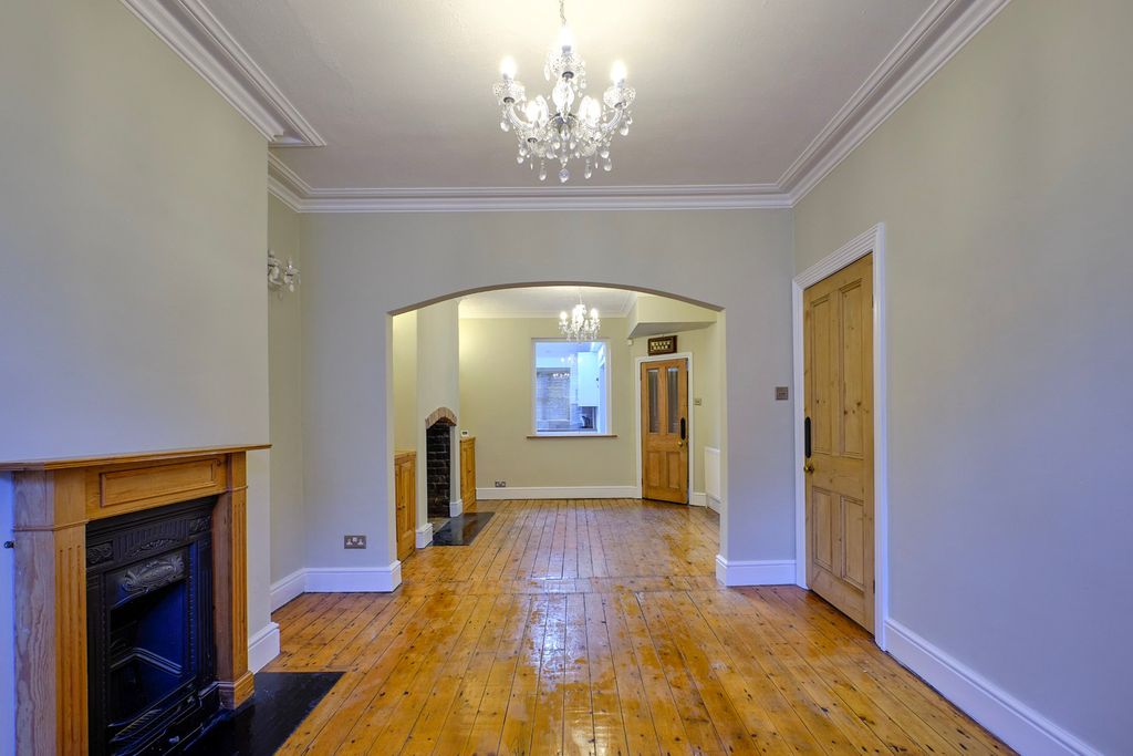 Additional image 4 of 4 bed terraced house to rentDuchy Grove, Harrogate HG2