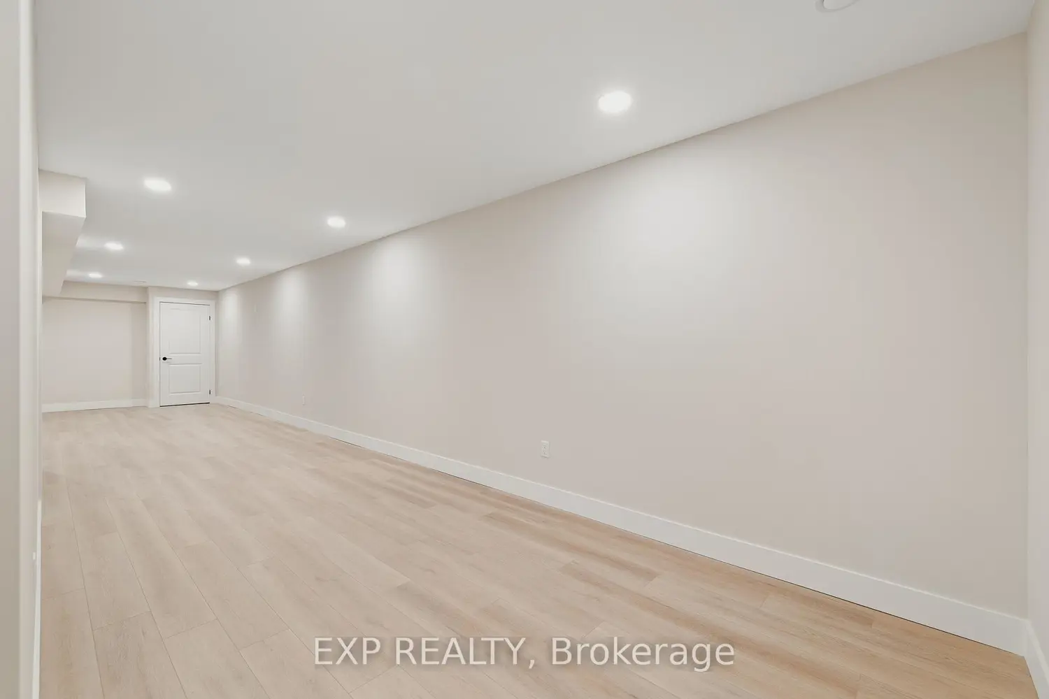 Additional image 13 of 12 Washington Street 201