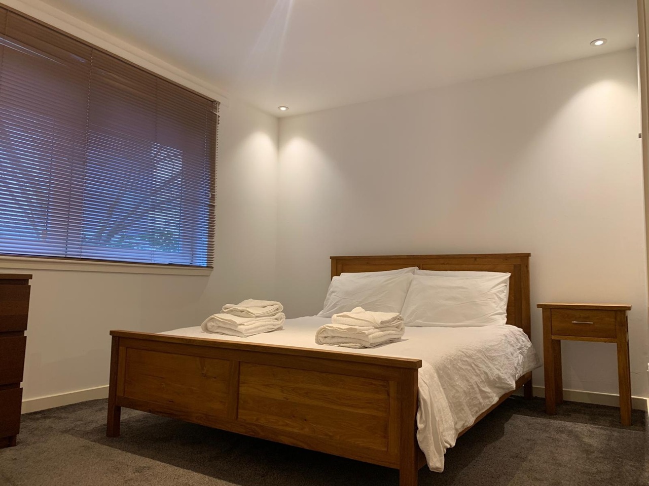 Additional image 8 of 2 Bed Flat, Albion Gardens, EH7, N1 7GU