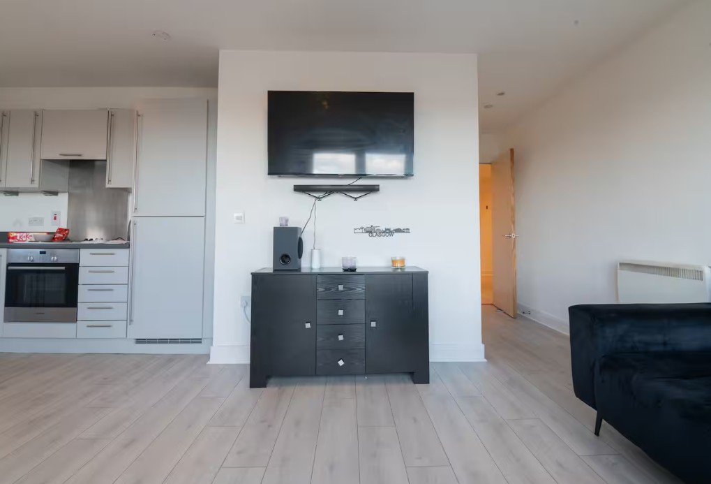 Additional image 14 of 2 Bed Flat, Argyle Street, G2, N1 7GU