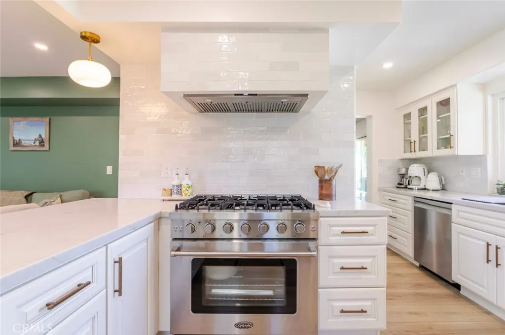 Additional image 19 of 19707 Green Mountain Drive, Newhall, CA 91321