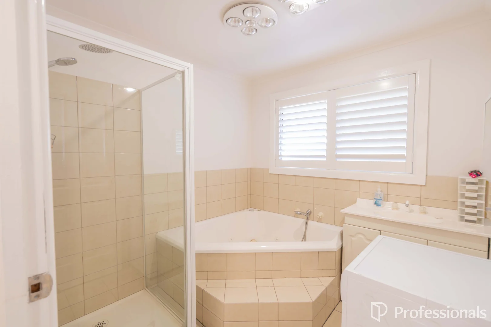 Additional image 3 of 37 Christopher Court, Loch Sport VIC 3851