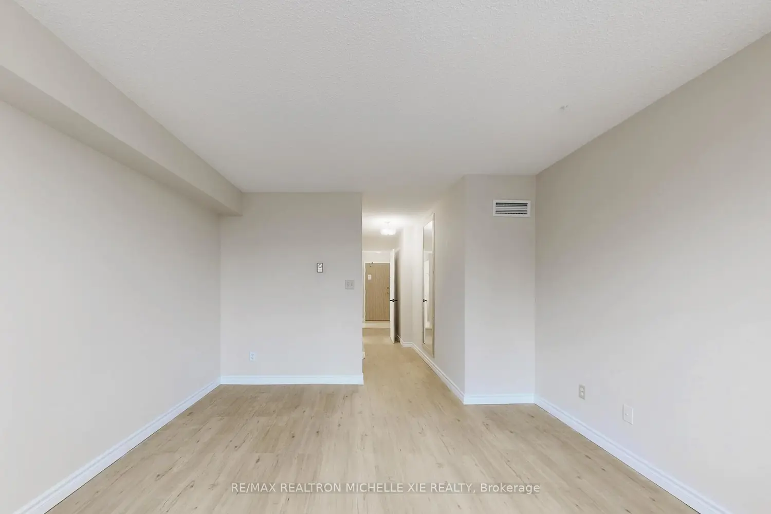 Additional image 6 of 175 Bamburgh Circle 212
