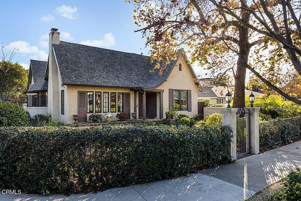 Additional image 3 of 3364 Yorkshire Road, Pasadena, CA 91107