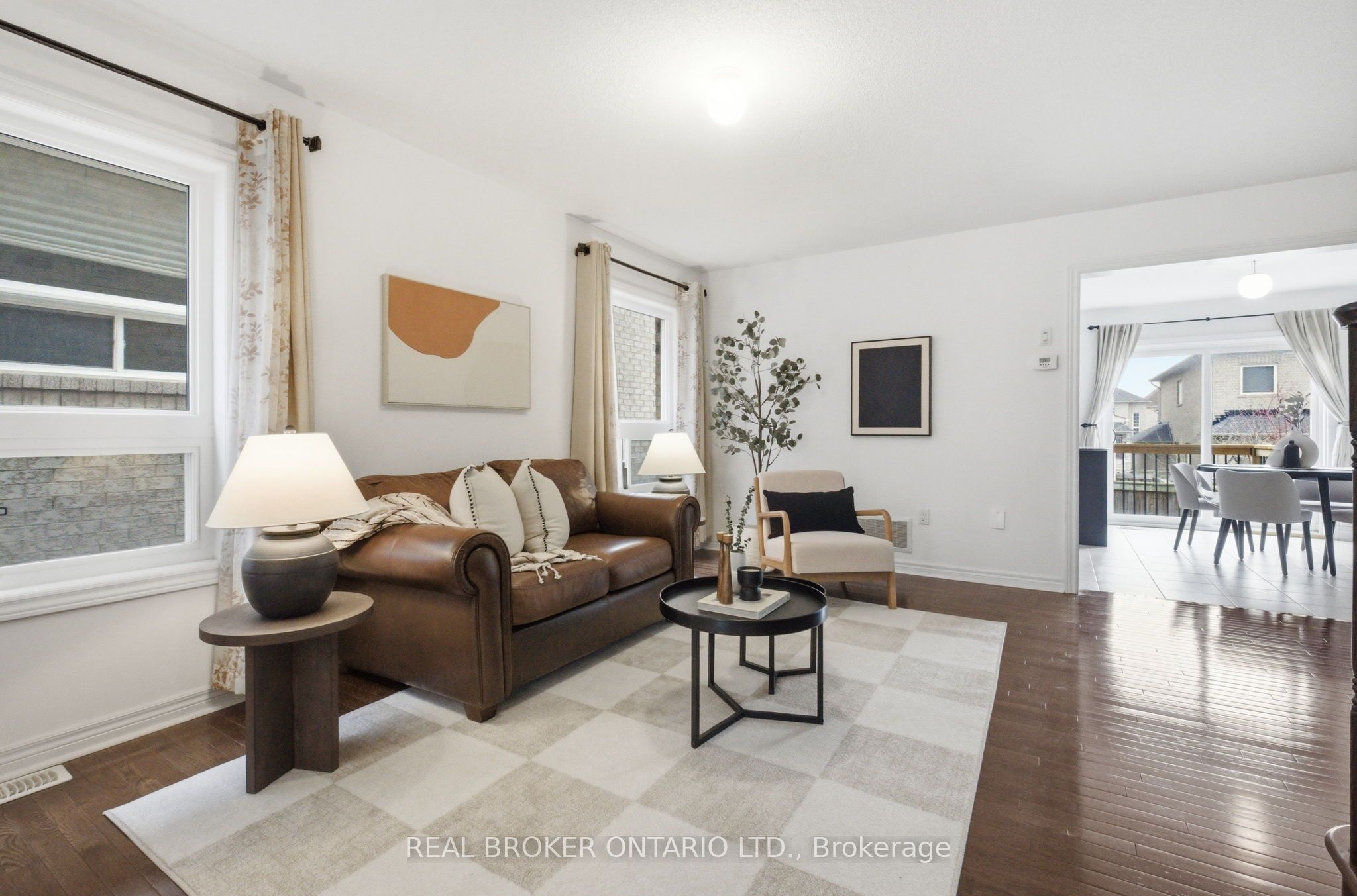 35 Harvest Hills Boulevard, East Gwillimbury, ON, L9N 0A6