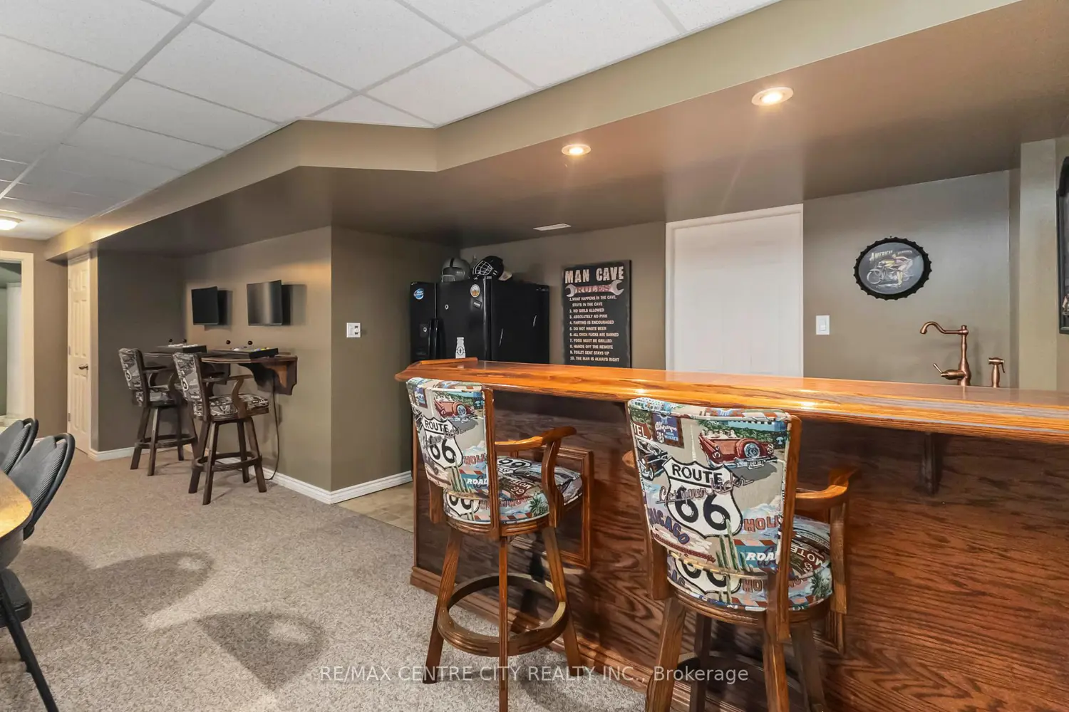 Additional image 9 of 1839 Parkhurst Avenue