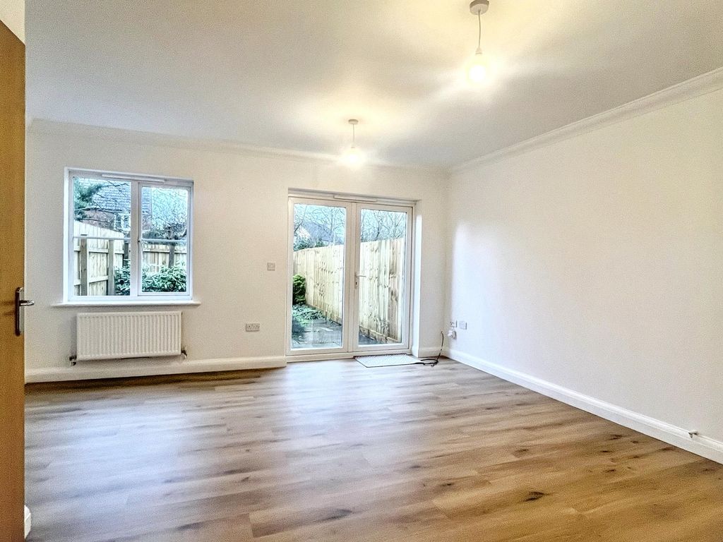 Additional image 5 of 4 bed terraced house to rentMeadow Place, St. Georges, Weston-Super-Mare, North Somerset BS22