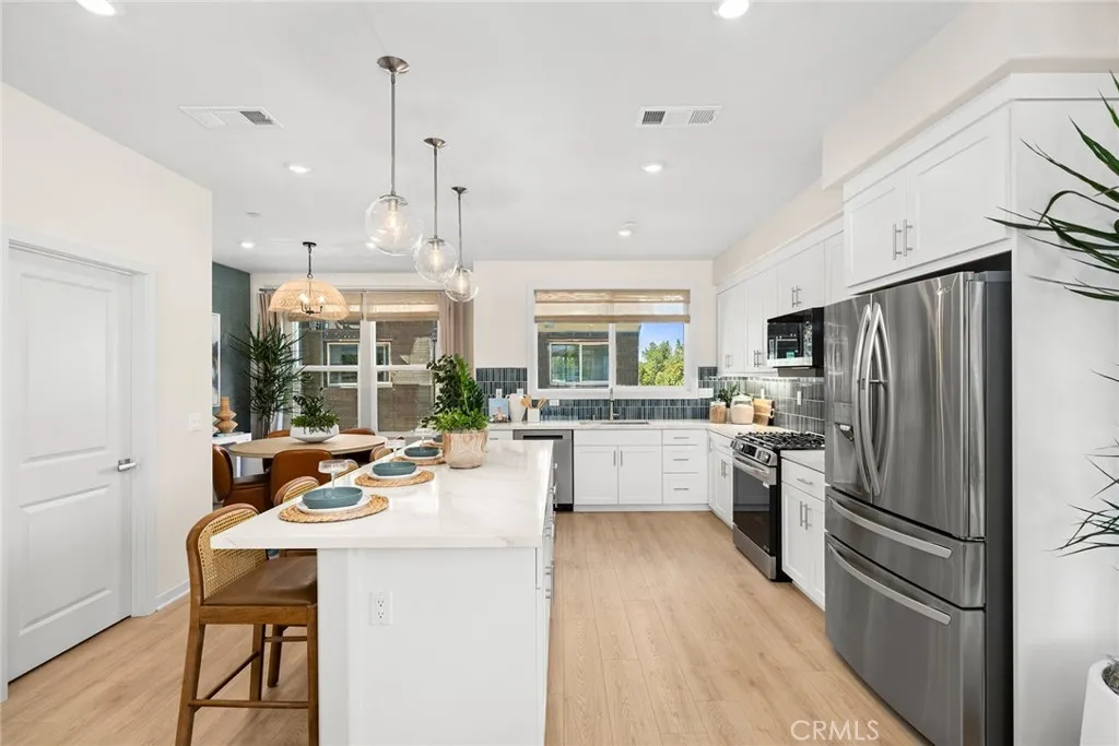 Additional image 4 of 445 S Eleanor Street, Pomona, CA 91766