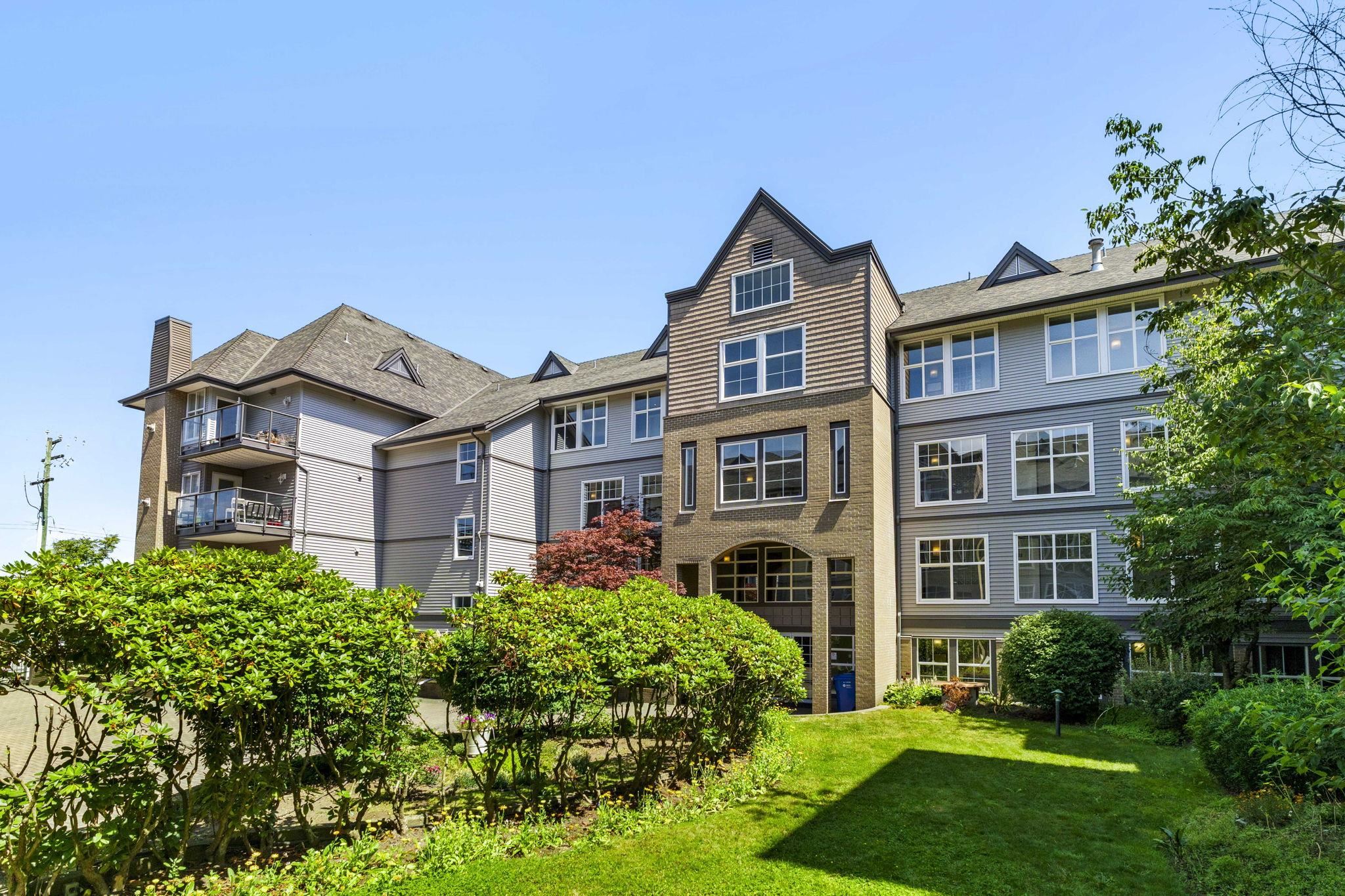 217-20200 56 Avenue, Langley, BC, V3A 8S1