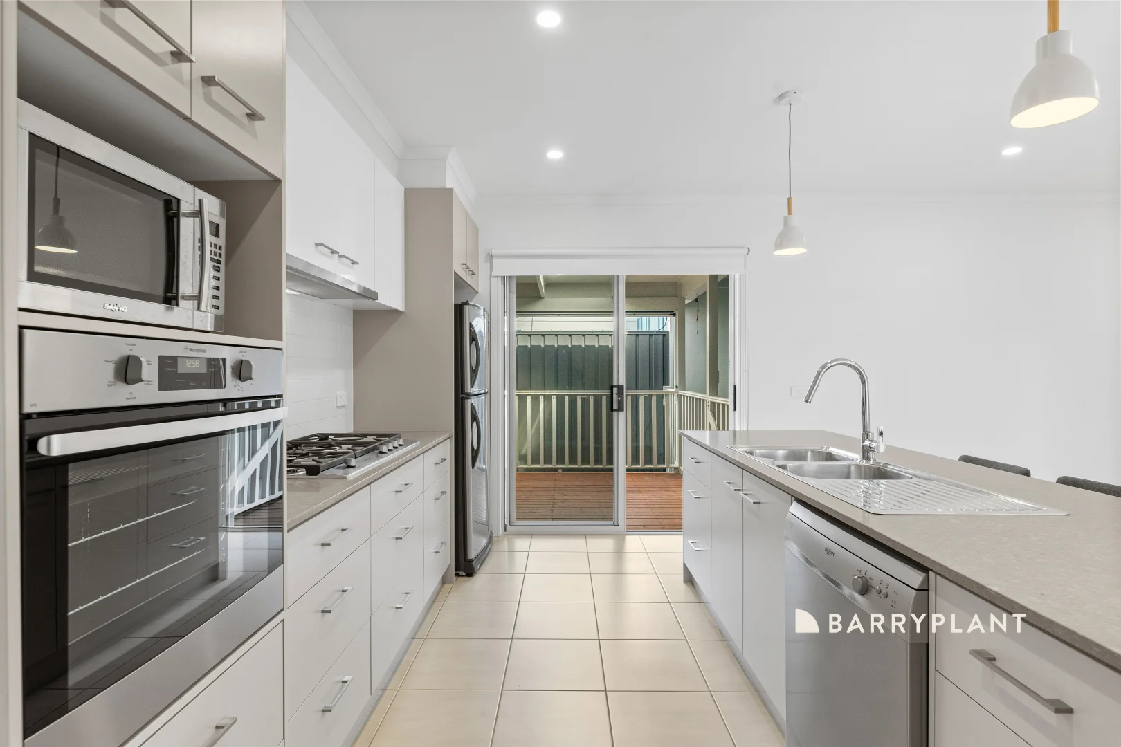 Additional image 6 of 119/10 Skylark Boulevard, Clyde North VIC 3978