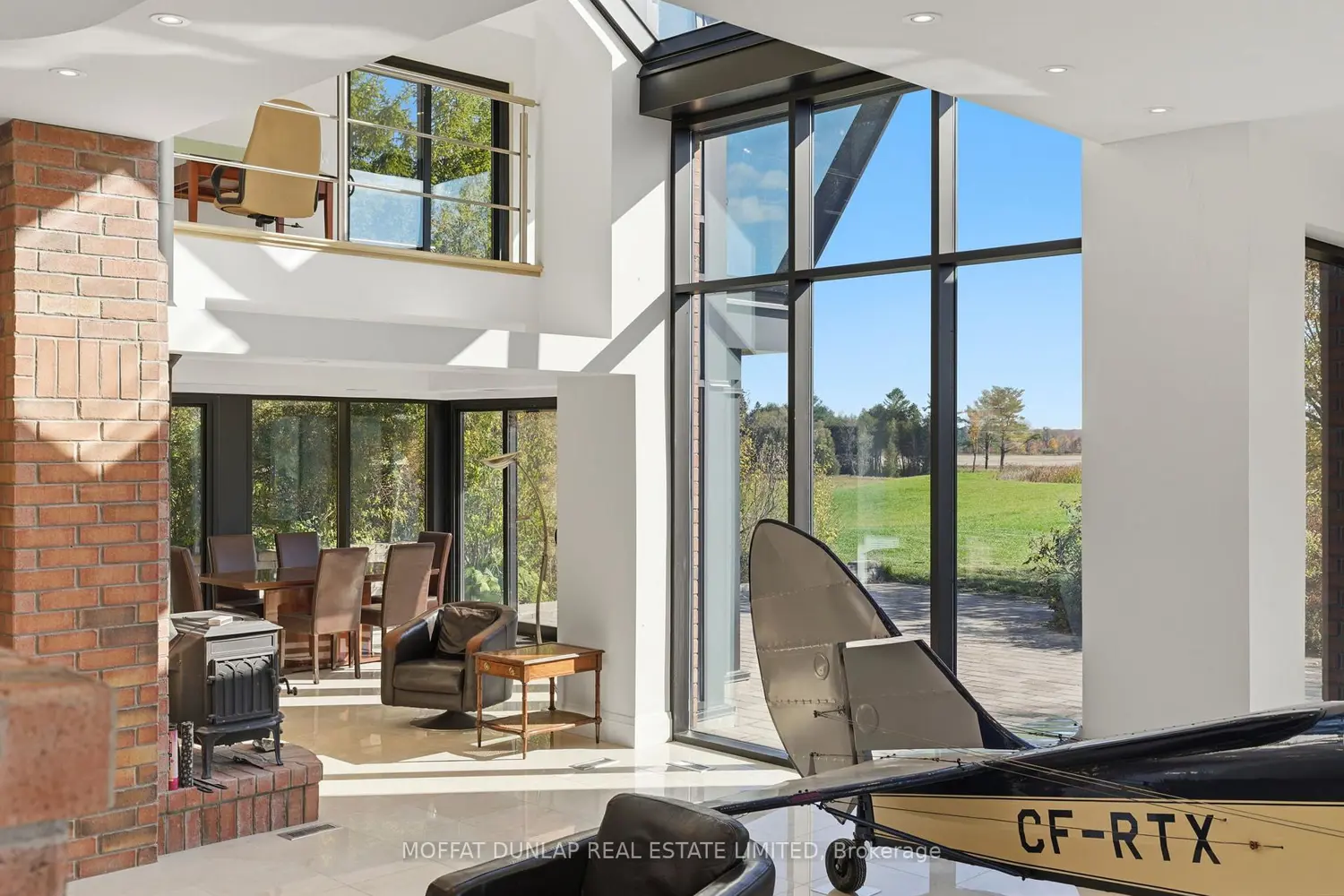 Additional image 3 of 2441 Seventh Line