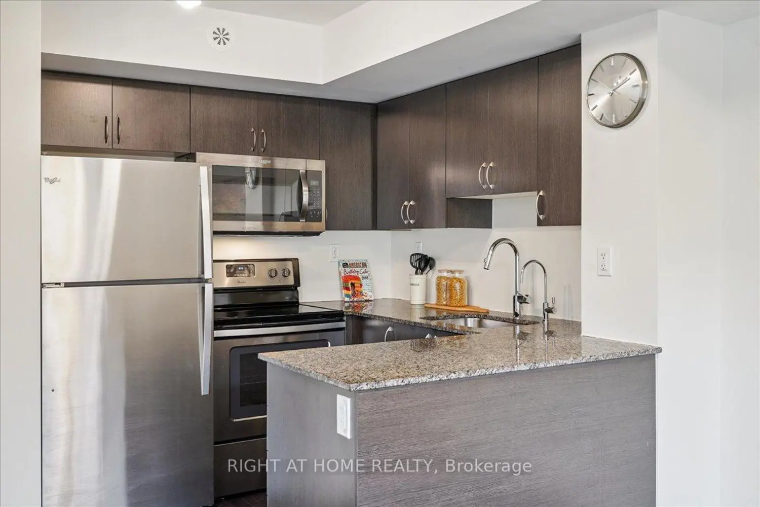 Additional image 8 of 90 Orchid Place Drive 304