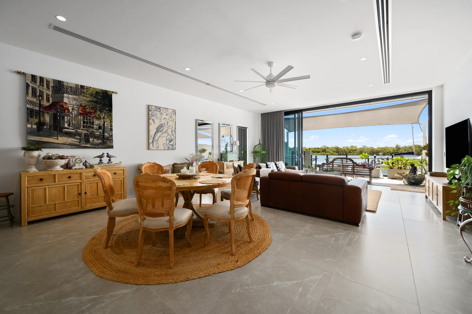 Additional image 4 of 5/2 Marina Promenade, Paradise Point QLD 4216