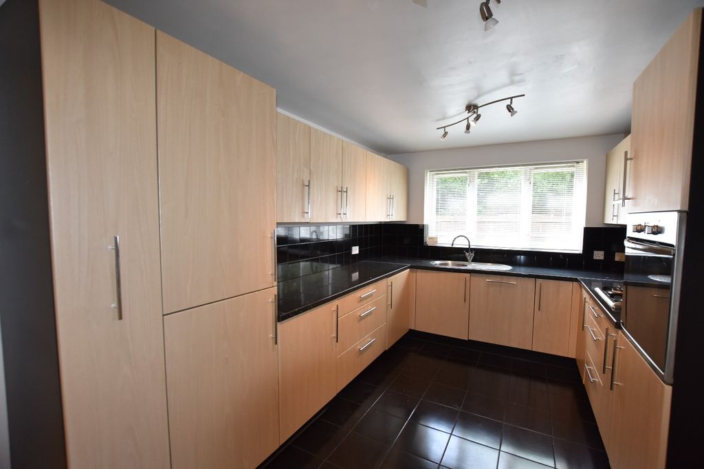 Additional image 4 of 4 bed detached house to rentBelton Road, Stanground, Peterborough PE2