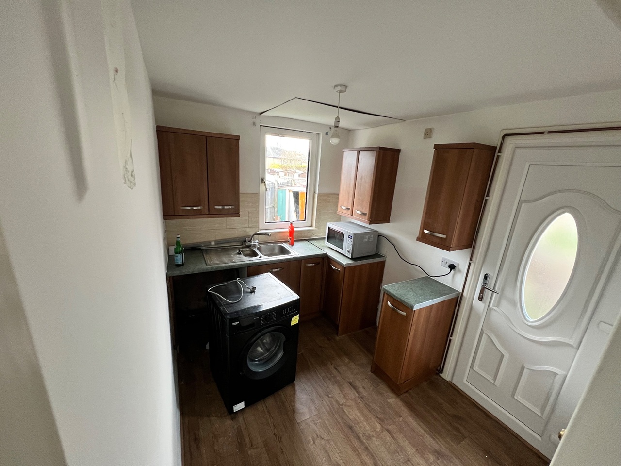 Additional image 12 of 3 Bed Semi-Detached House, Acredyke Road, G73, N1 7GU