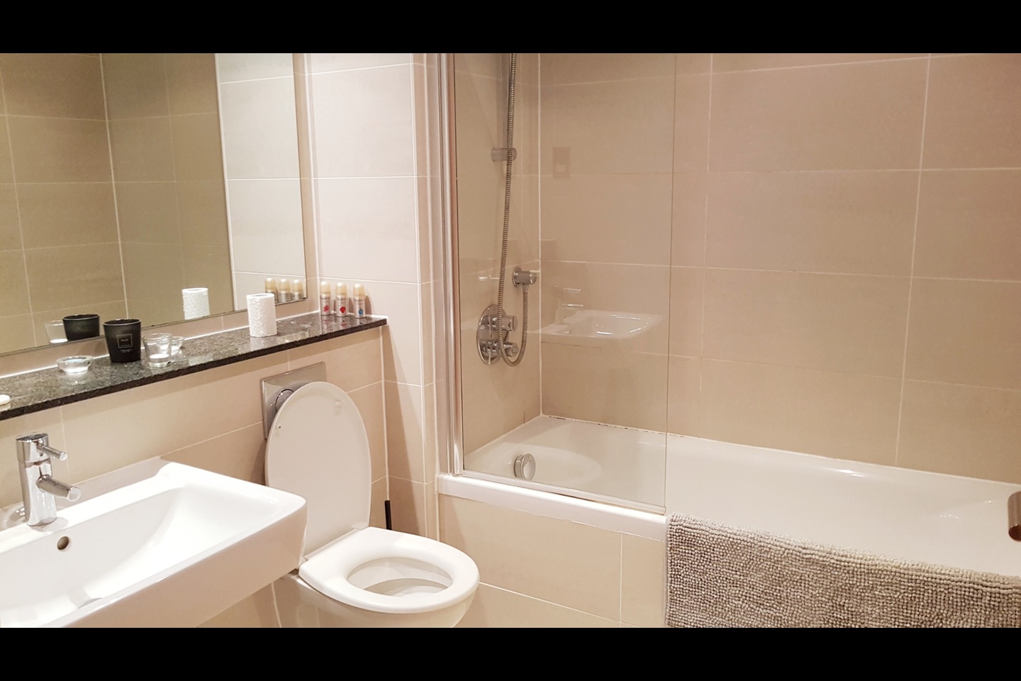 Additional image 6 of Room in a Shared Flat, Western Harbour Drive, EH6, N1 7GU