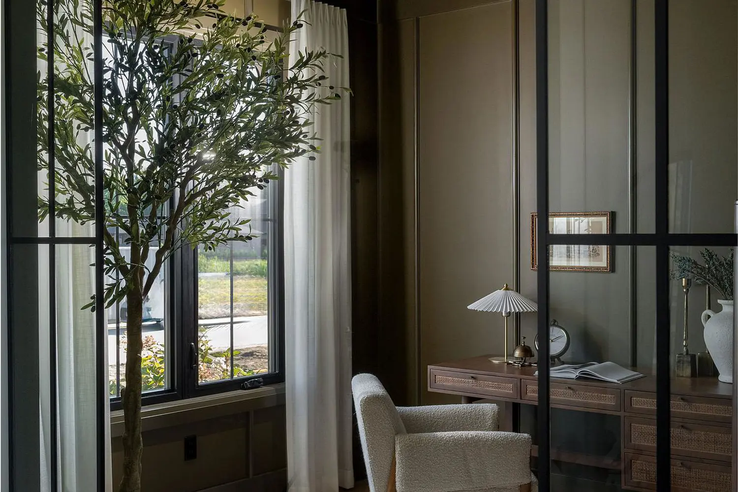 Additional image 4 of 203 Foxborough Place