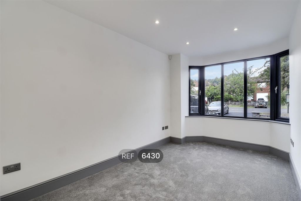 Additional image 13 of 5 bed detached house to rentWollaton Vale, Wollaton, Nottingham NG8