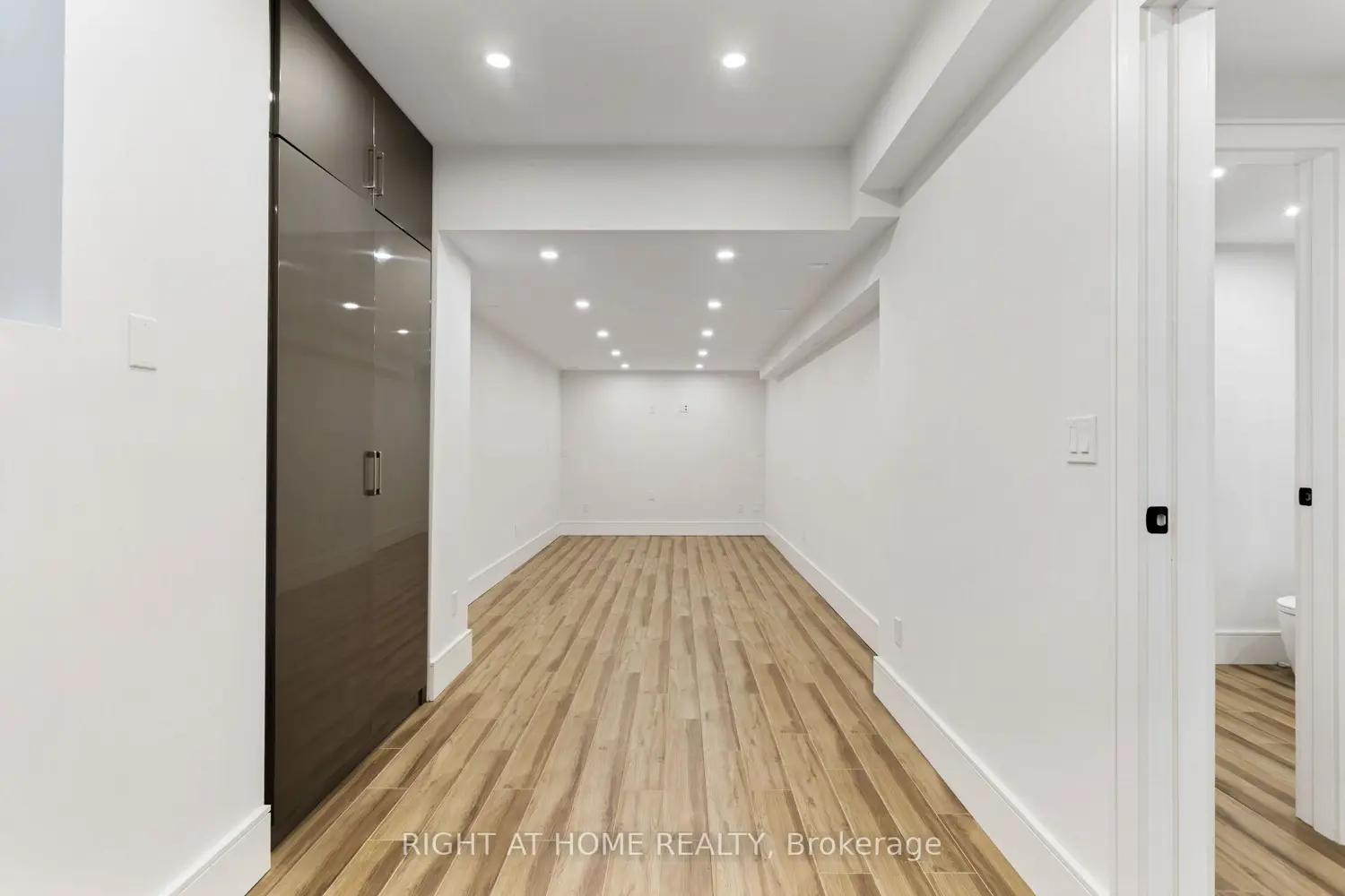 Additional image 16 of 40 Sixth Street