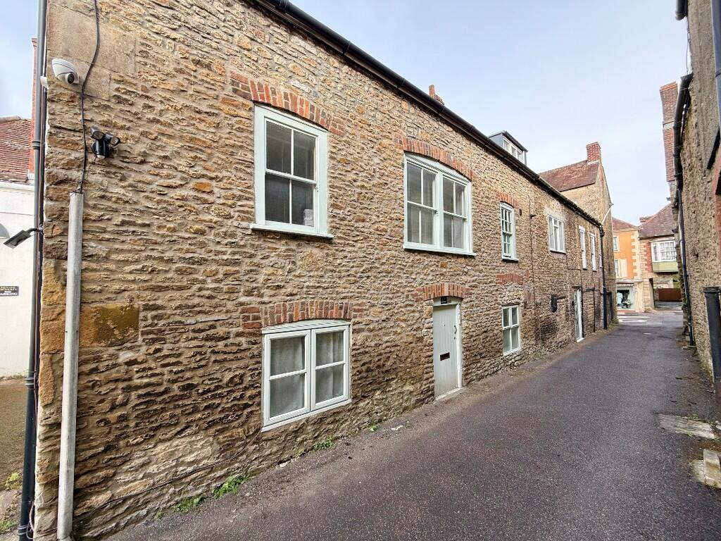 High Street, Wincanton, Somerset, BA9