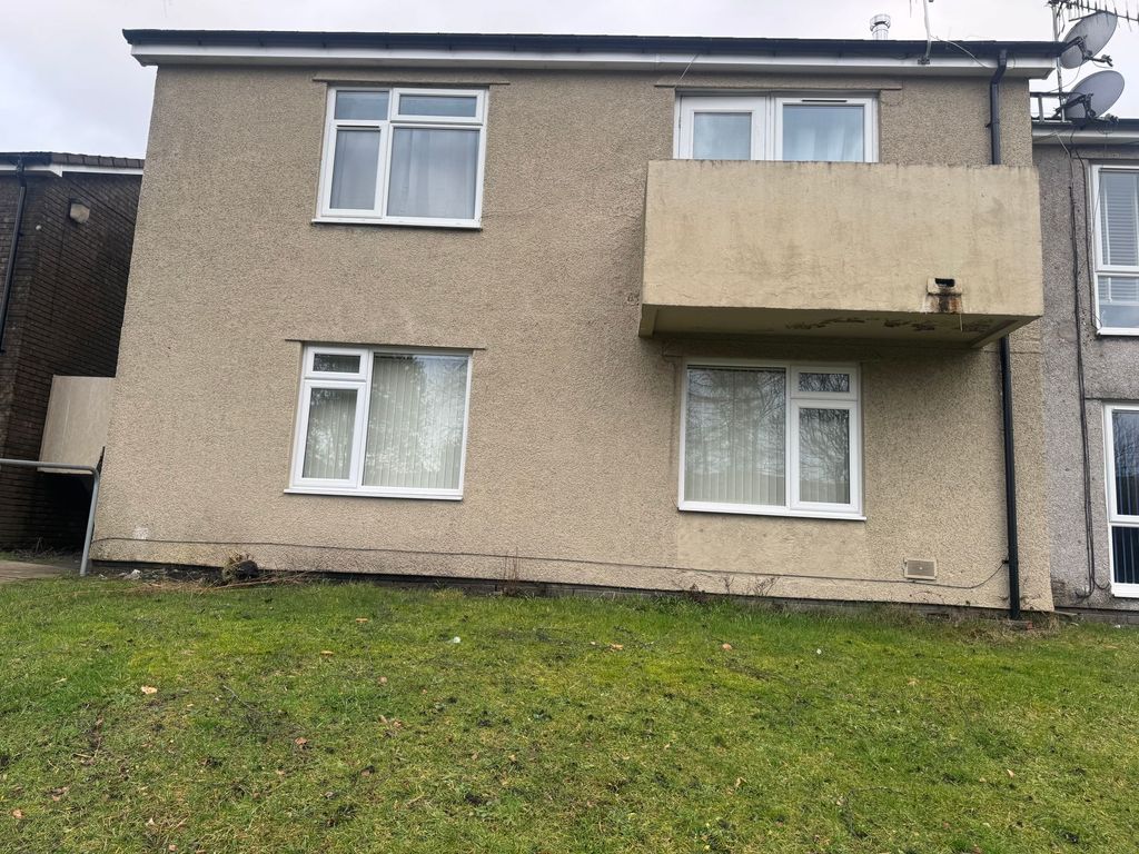 2 bed flat to rent2 Glan-Yr-Afon, Rhymney NP22
