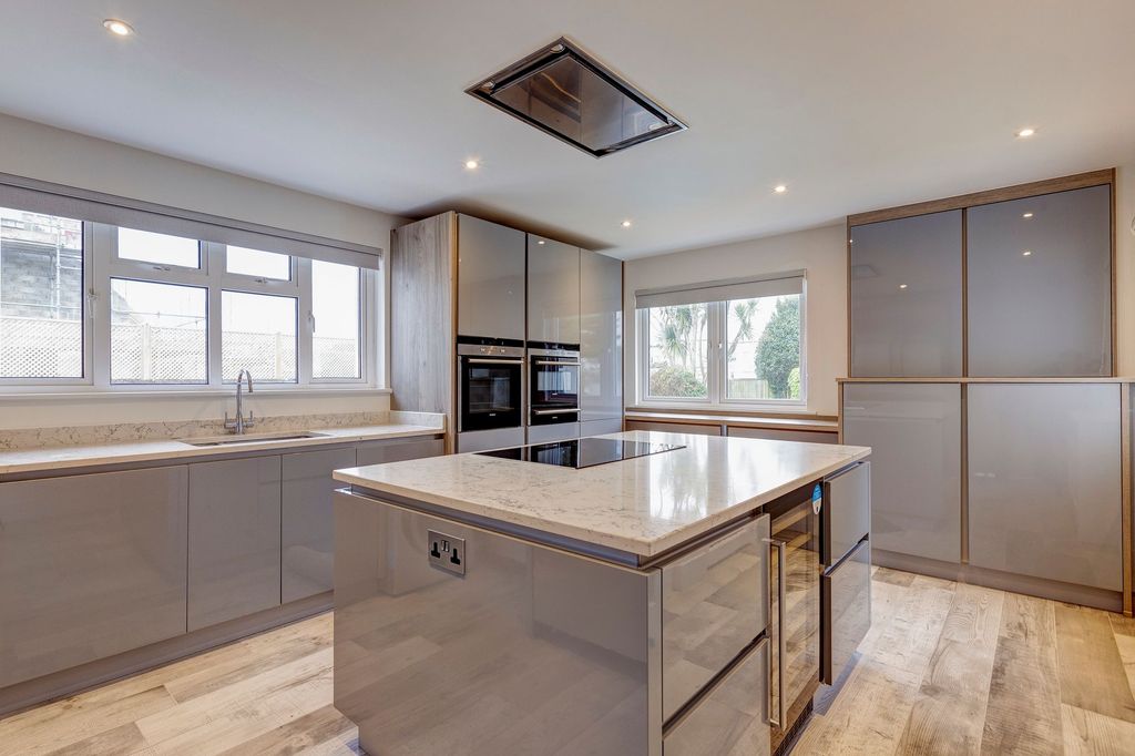 Additional image 2 of 3 bed detached bungalow to rentSpindrift, St Brelade JE3