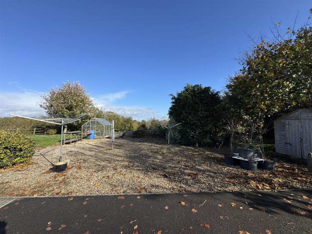 Additional image 19 of Green Lane, Stratton-On-The-Fosse