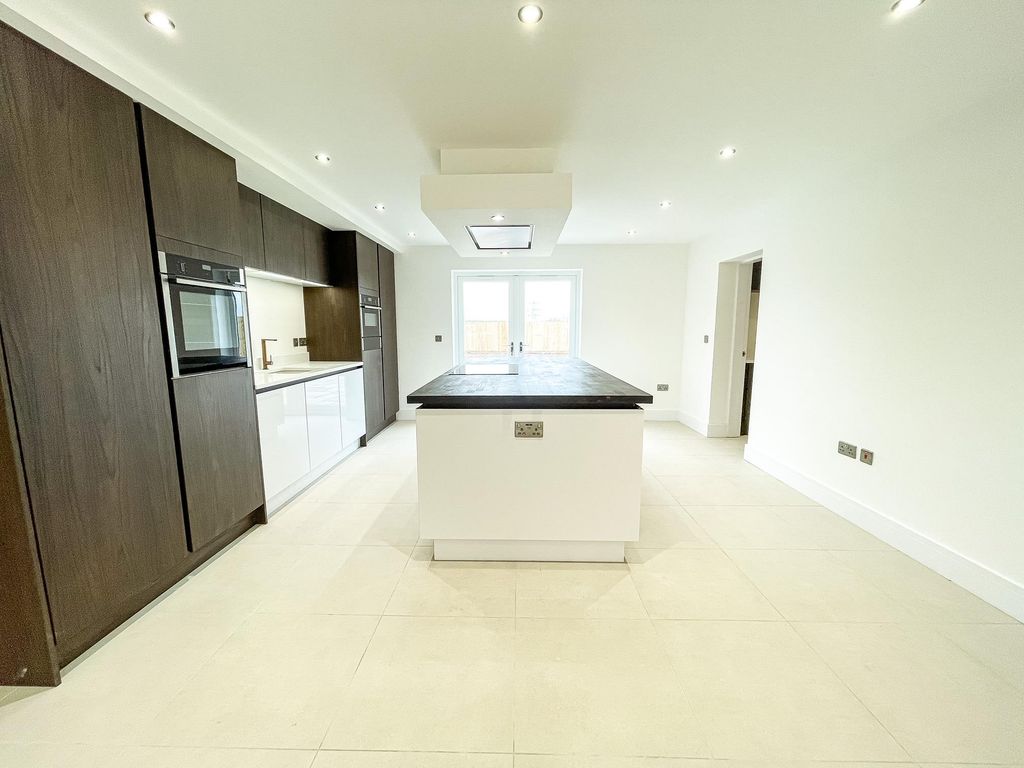 Additional image 6 of 4 bed detached house to rentWath Lane, South Hykeham, Lincoln LN6