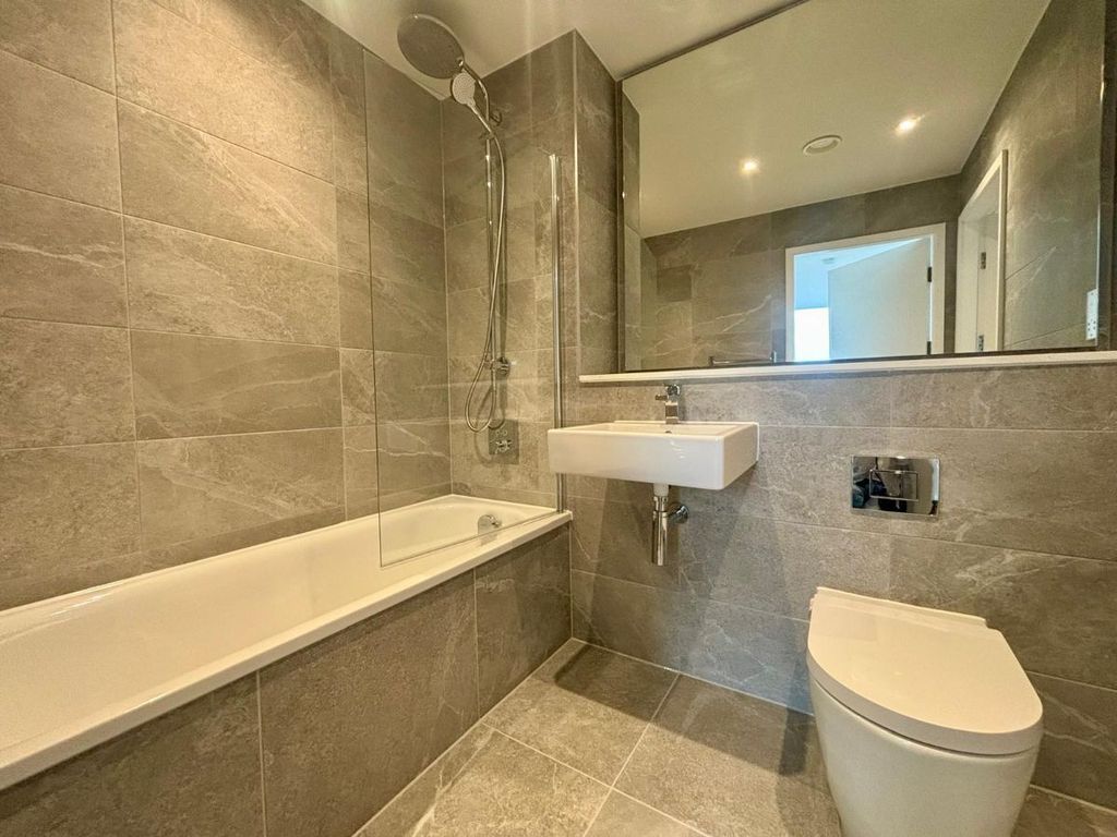 Additional image 14 of 2 bed flat to rentViadux, Deansgate, Manchester M1