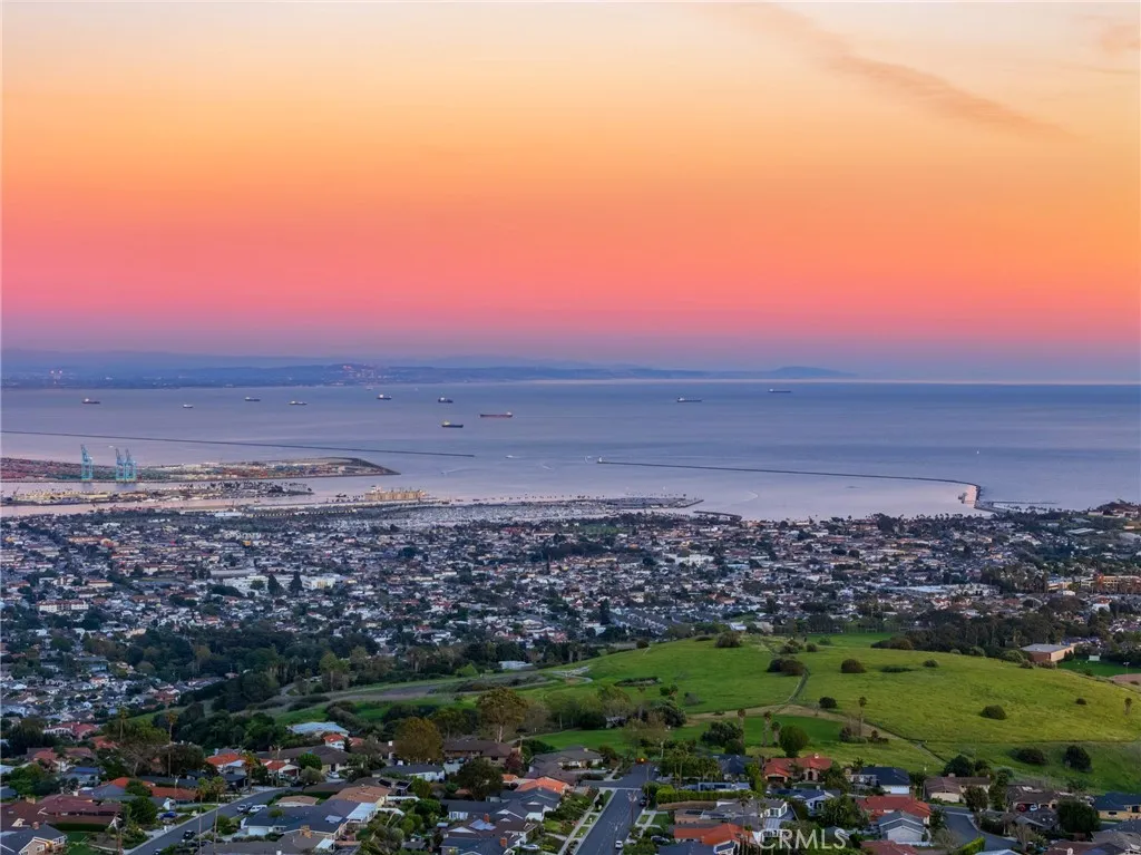 3226 Corinna Dr, Rancho Palos Verdes, CA 90275