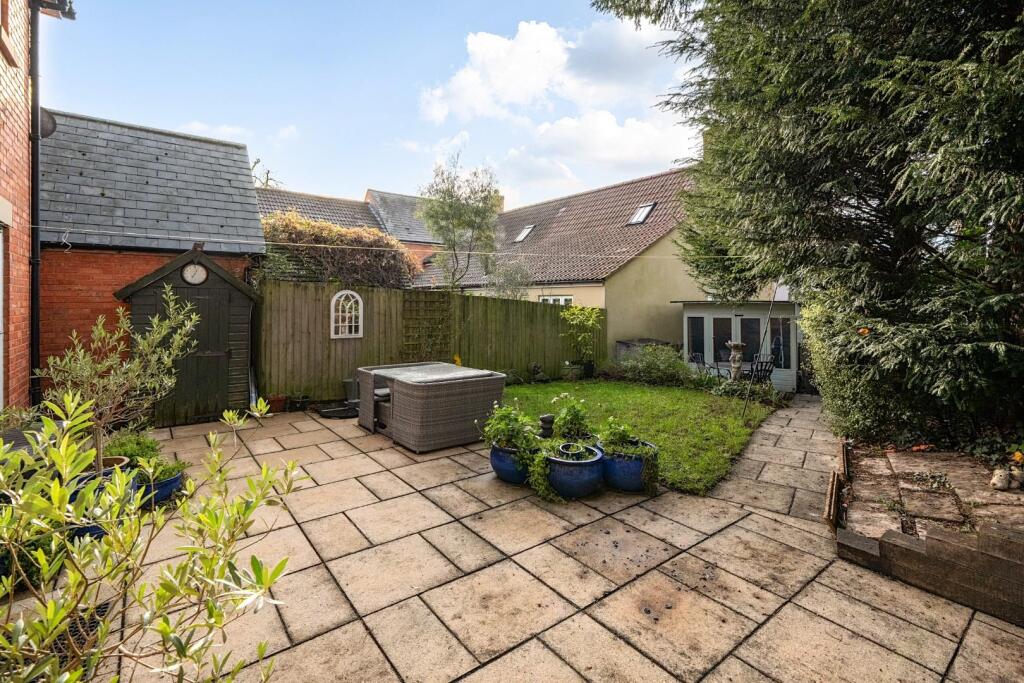 Additional image 16 of Bove Town Gardens, Glastonbury