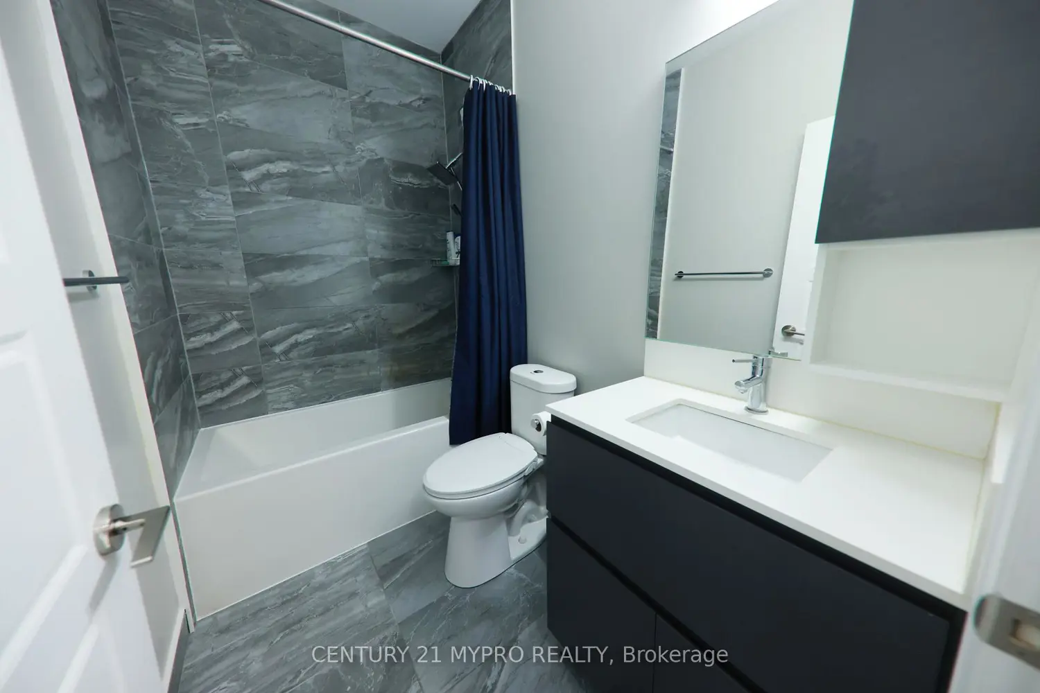 Additional image 6 of 15 Water Walk Drive 917