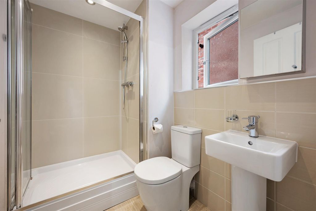 Additional image 23 of 6 bed detached house to rentAspen Drive, Scarcroft, Leeds LS14