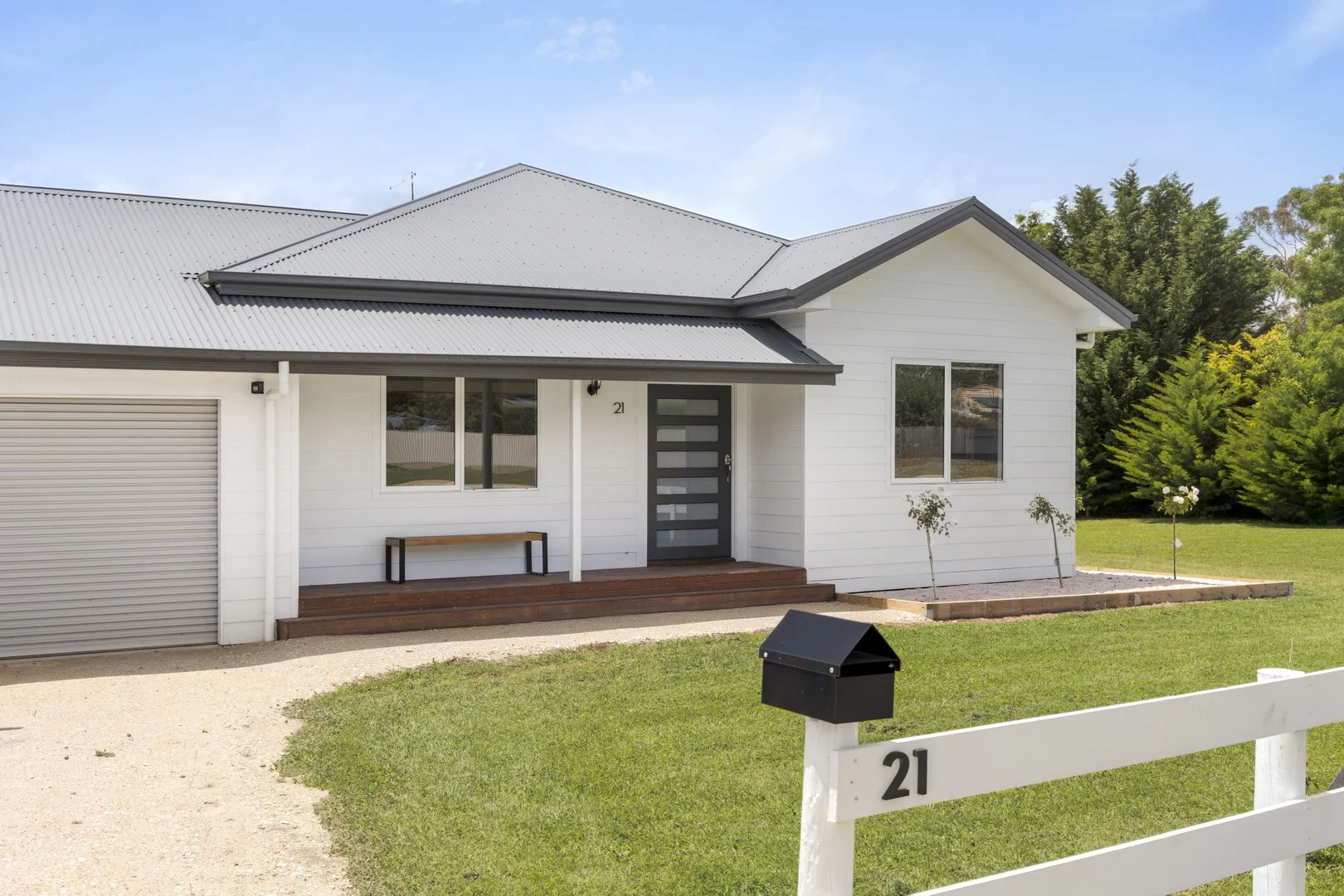 21 Molesworth Street, Glenlyon VIC 3461