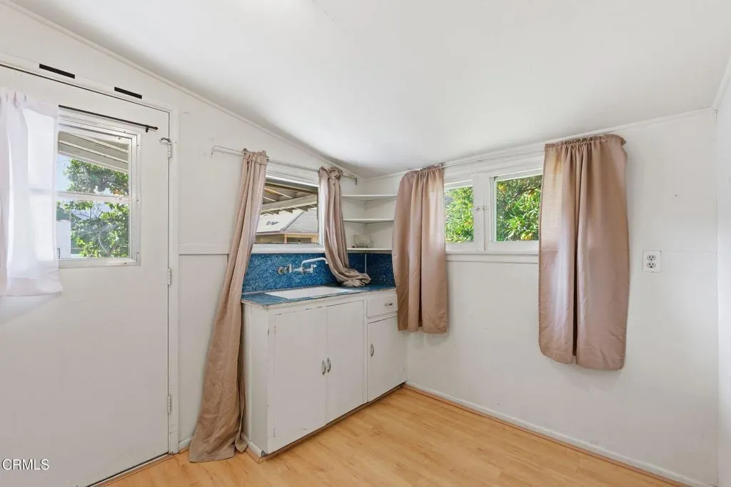Additional image 36 of 916 E Santa Paula Street, Santa Paula, CA 93060