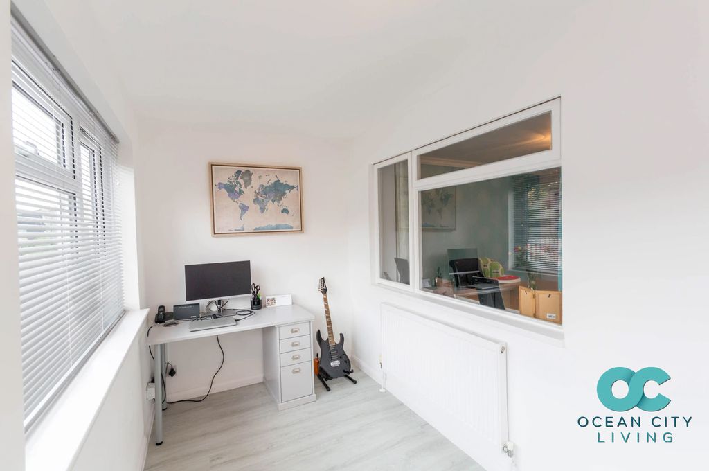 Additional image 10 of 3 bed semi-detached house to rentHigher Park Close, Plymouth PL7
