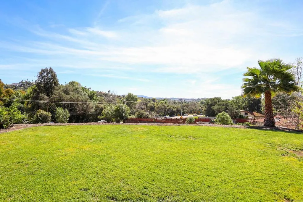 Additional image 7 of 2353 Buena Creek Trail, Vista, CA 92084