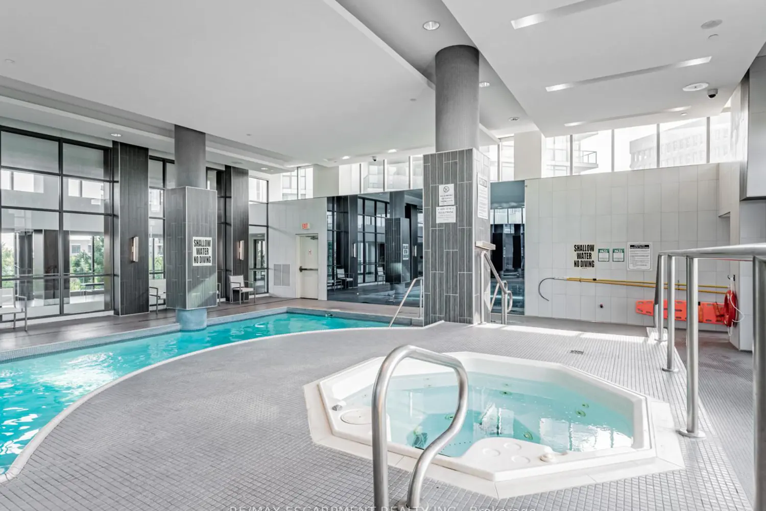 Additional image 19 of 235 Sherway Gardens Road 1110