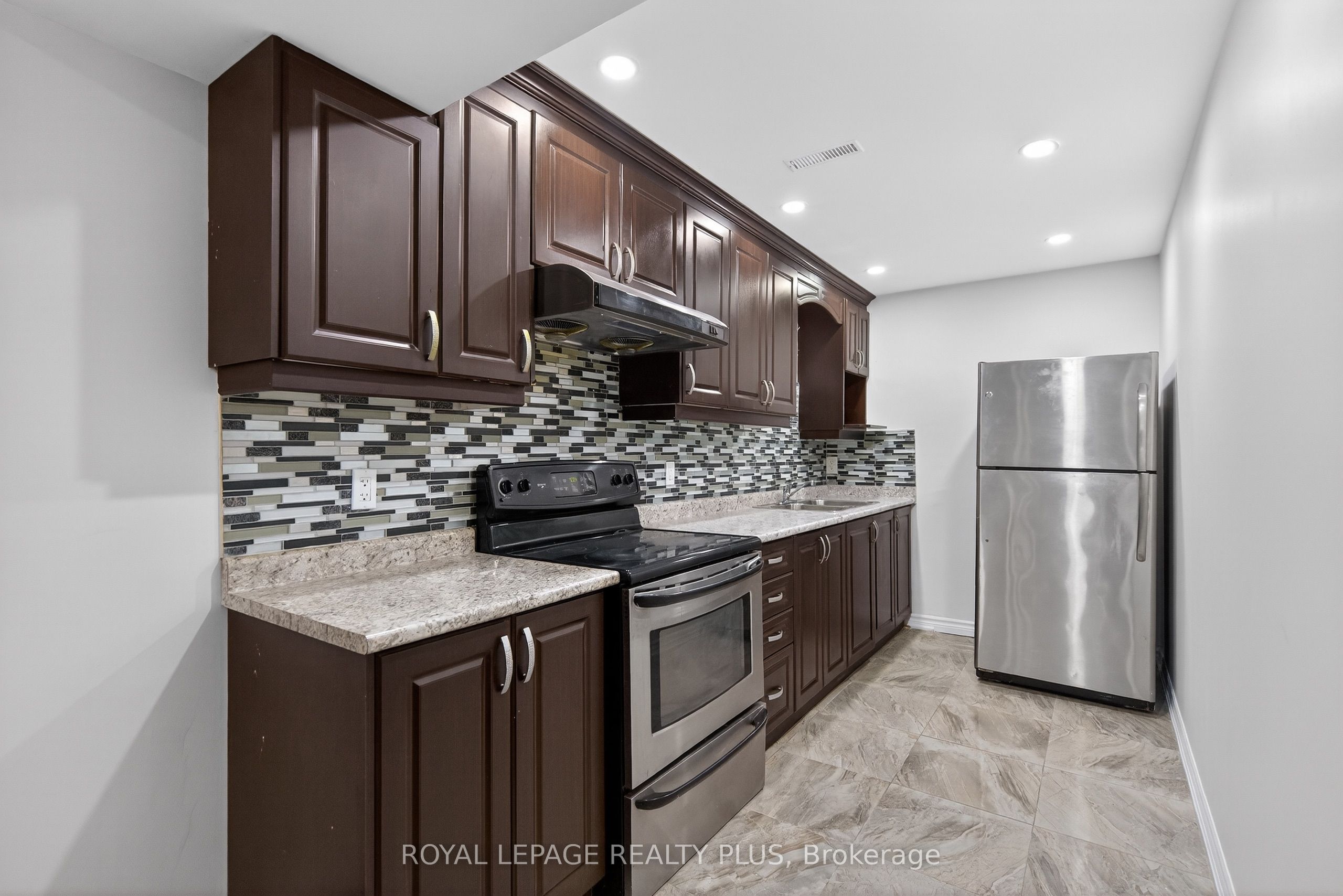 Additional image 6 of Basement-19 Treadgold Road, Brampton, ON, L6P 2J4