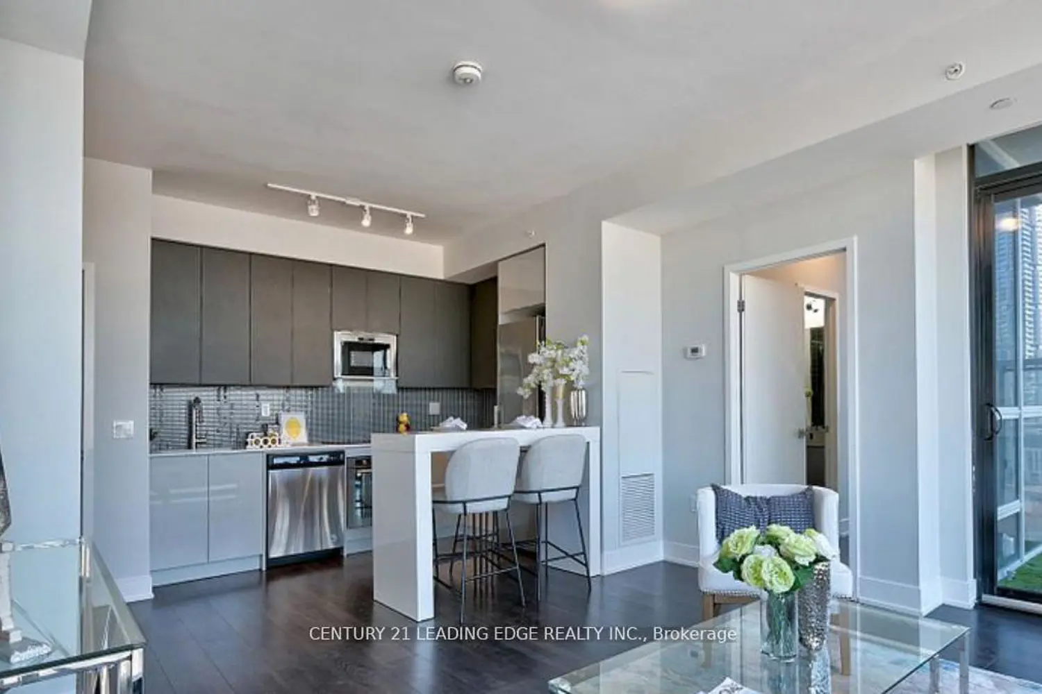 Additional image 8 of 2908 Hwy 7 1207