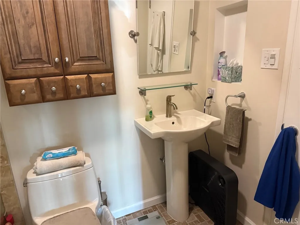 Additional image 8 of 7890 E Spring Street, Long Beach, CA 90815