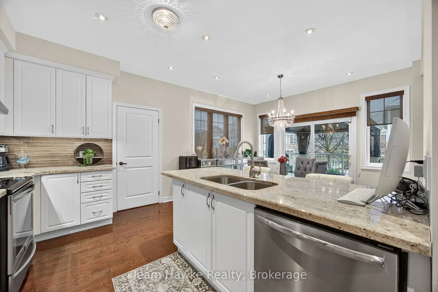 Additional image 8 of 9 Riverwalk Place