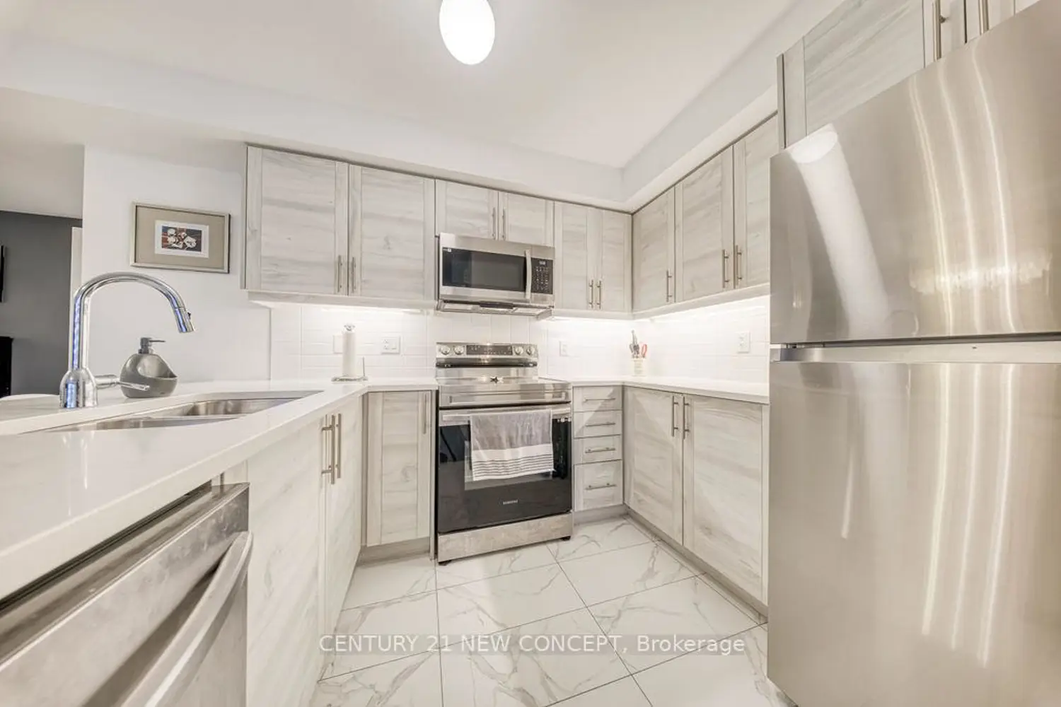 Additional image 15 of 32 Magnolia Lane