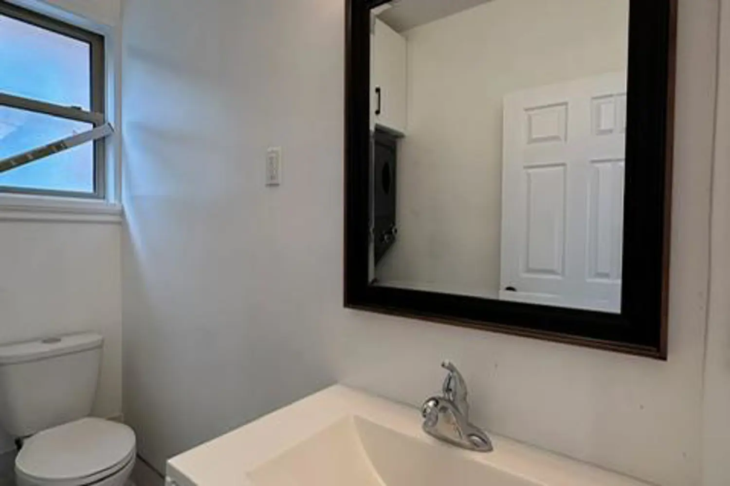 Additional image 12 of 477 Pierre Avenue