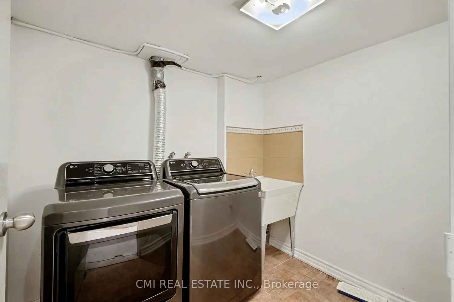 Additional image 7 of 460 Martin Grove Road